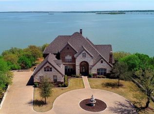826 Cimmarron Bay Dr, Runaway Bay, TX 76426