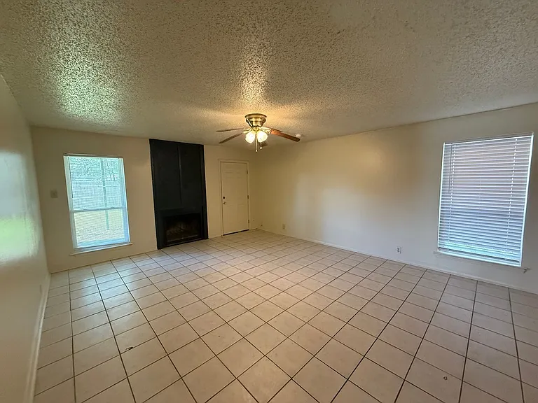 8207 Bayou Fountain Ave — Photo 15
