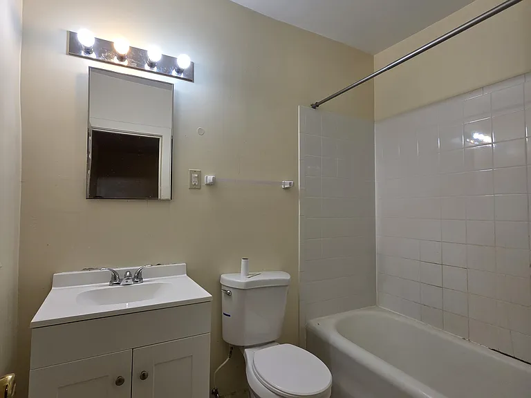 1499 Ella T Grasso Blvd #C5 — Photo 8