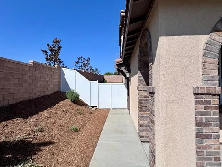 31133 Antares St — Photo 3