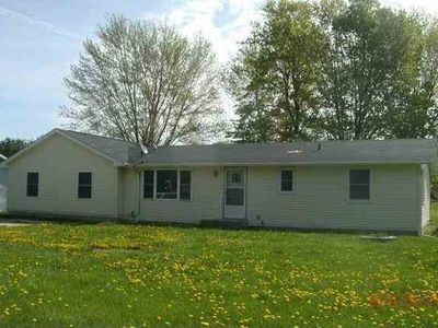 900 N Townline Rd, Lagrange, IN, 46761