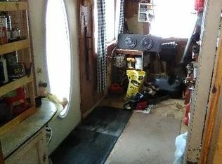 7763 E Sandra Dr, Newaygo, MI