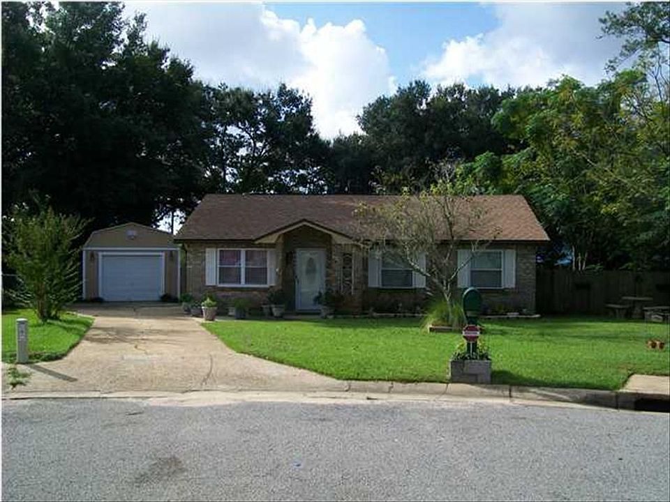 1st image of 7813 Lenora Ct