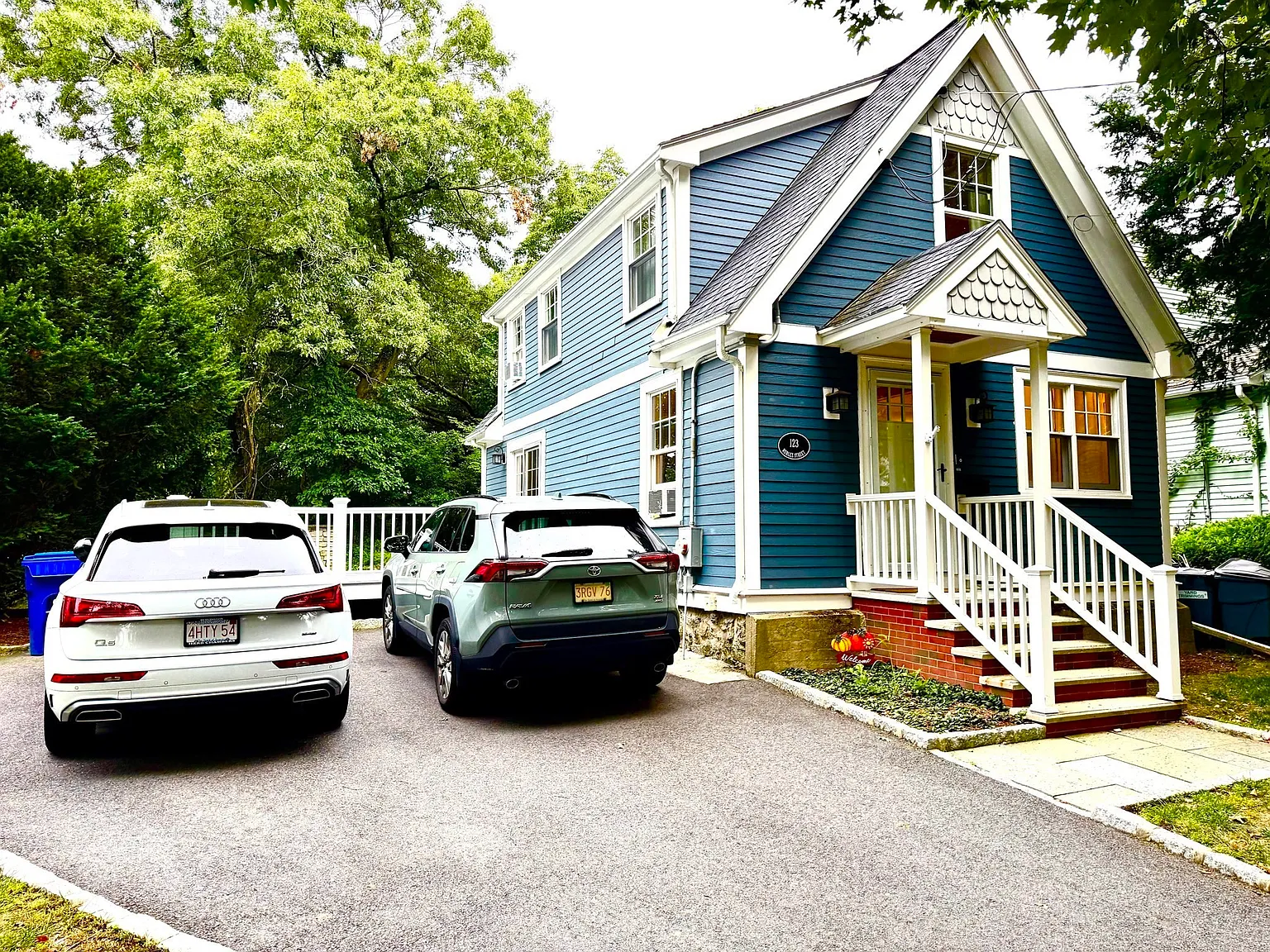 2 bed, 1.5 bath, 1018 sqft, $3,650 — Photo 1