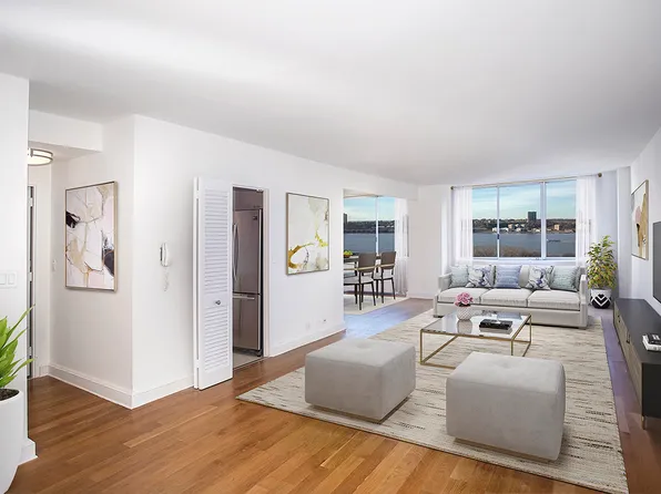 424 West End Avenue image 1 of 15
