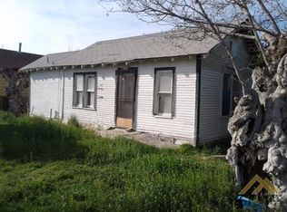 1902 5th St, Wasco, CA 93280