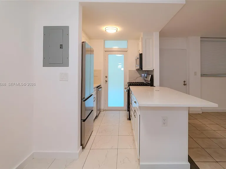 921 Jefferson Ave #3C — Photo 6