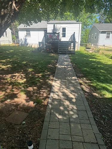 205 Bridge St Photo 1