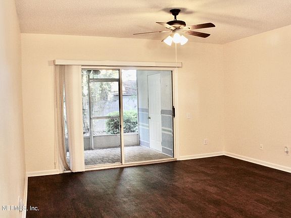 5th image of 12311 Kensington Lakes Dr Unit 702