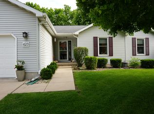 623 Magnolia Ln, Ottawa, IL 61350