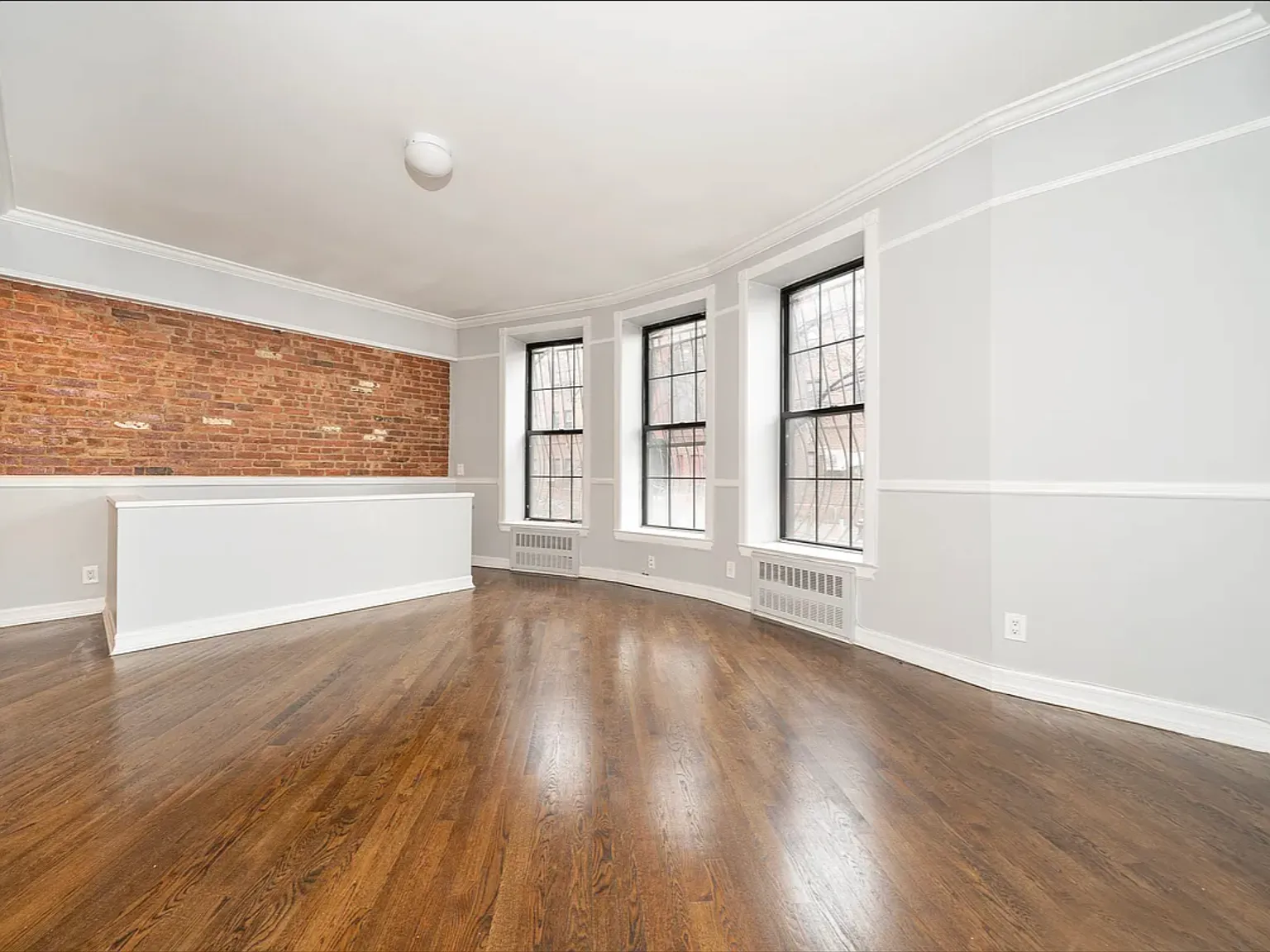 189 Sterling Place — Photo 4