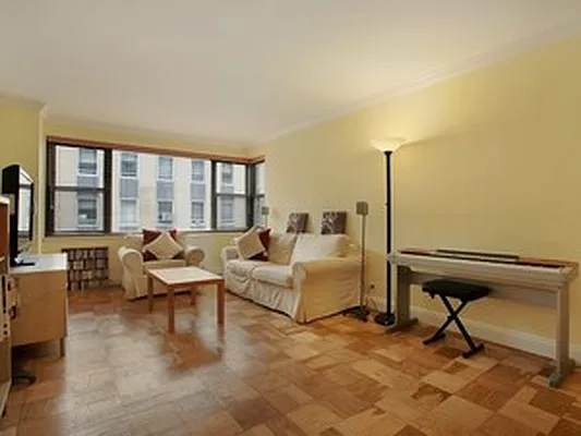 Rented by Corcoran | media 11