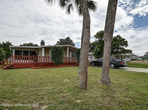 14980 Rialto Ave, Brooksville, FL 34613