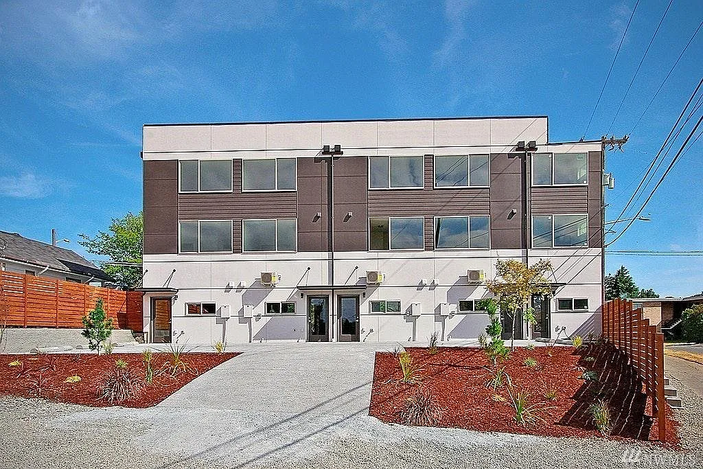 7543 12th Avenue SW — Photo 2