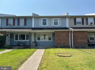 207 Hyacinth Ct, Quakertown, PA 18951