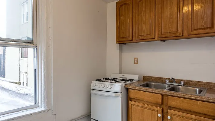 Rented by Nooklyn NYC LLC | media 25