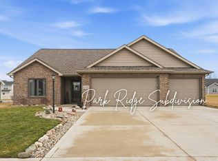 2092 Hemlock Ln, Warsaw, IN 46580