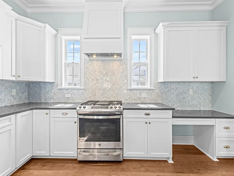 465 Karcher Ave — Photo 13