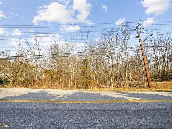 3rd image of 2628 Brown Station Rd