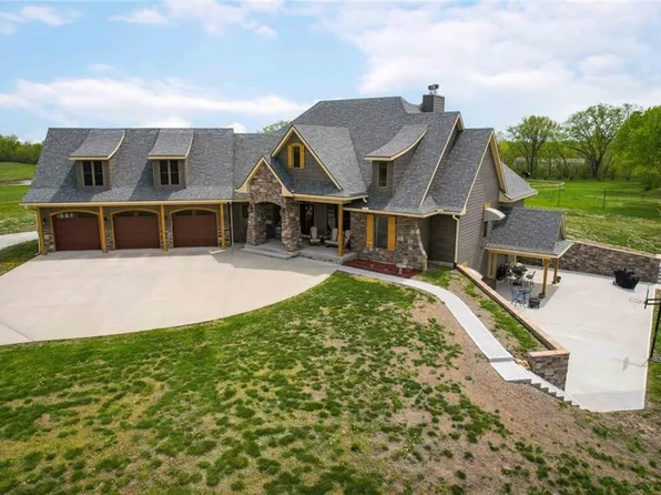 984 NW 475th Rd, Centerview, MO 64019