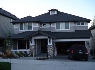 6927 Oakmont Ave SE, Snoqualmie, WA 98065