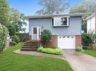 1910 Adair Pl, Merrick, NY 11566