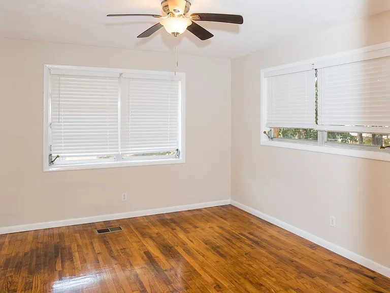 7099 Pine Hill Rd — Photo 14