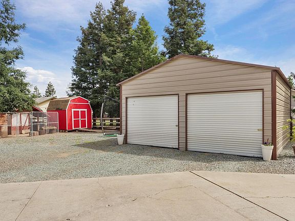 4th image of 12963 Springtime Ln