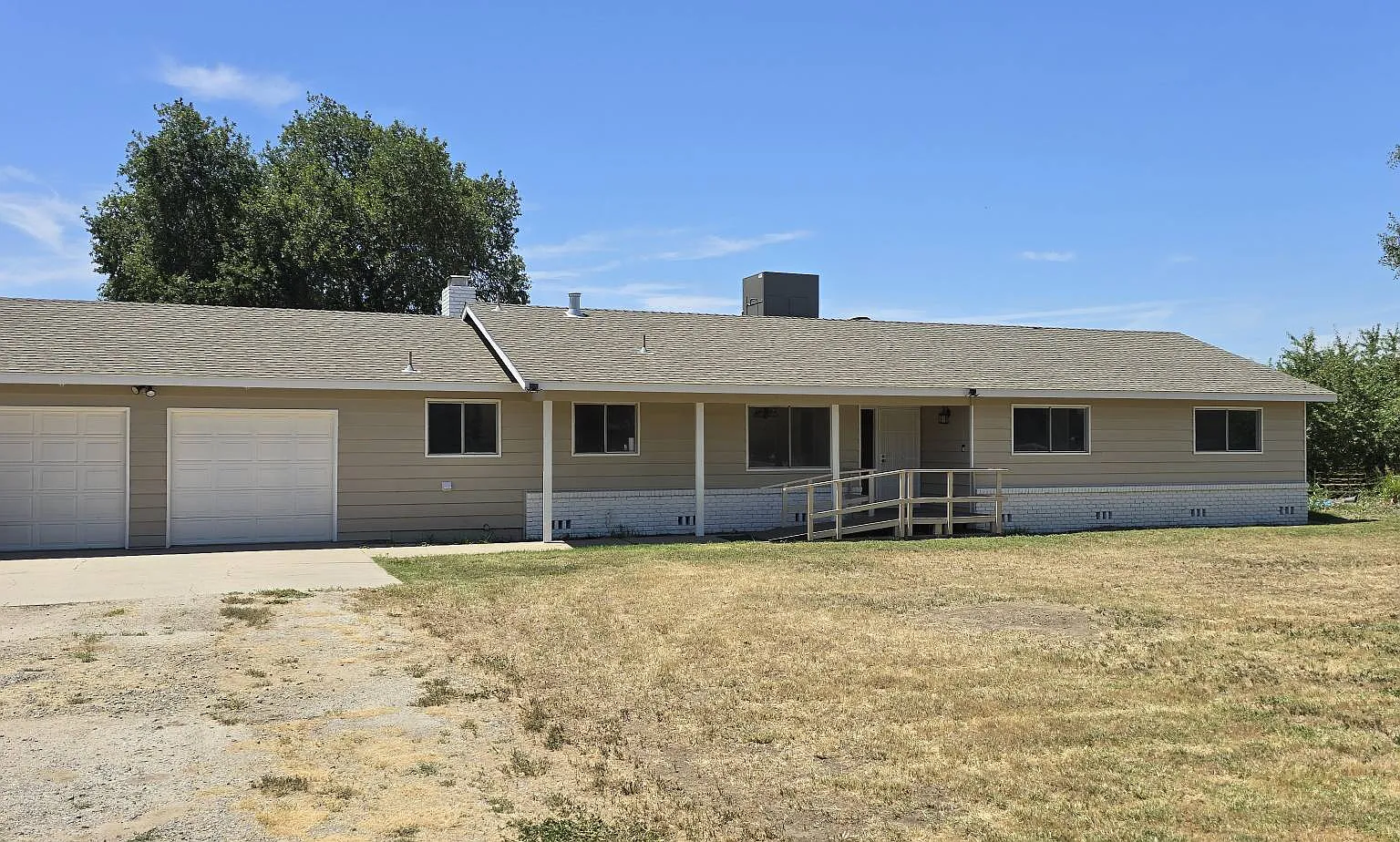Roscoe Rd-439 - 1 — Photo 1