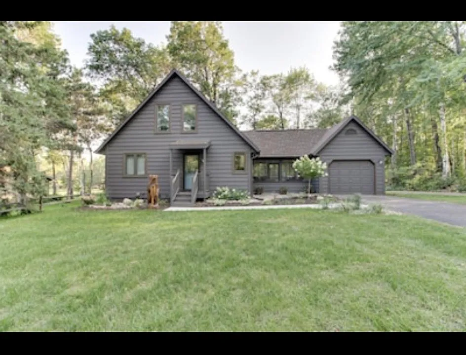 8559 Wren Dr