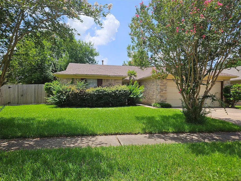 2822 Chimneystone Cir