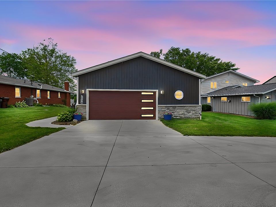 1st image of 1300 E Choctaw Dr