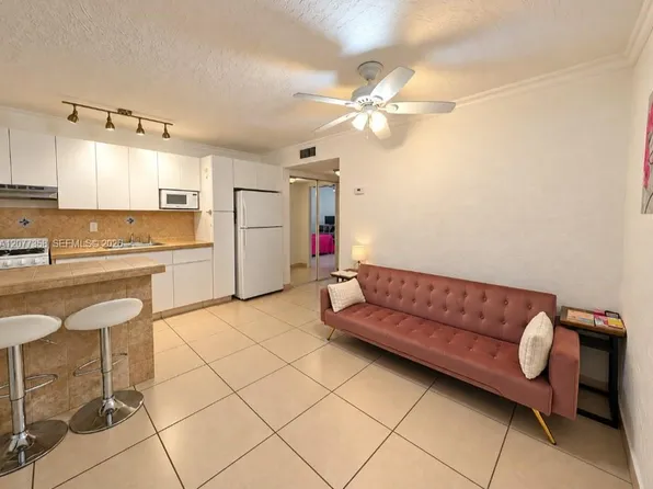 528 Meridian Ave APT 202A, Miami Beach, FL 33139