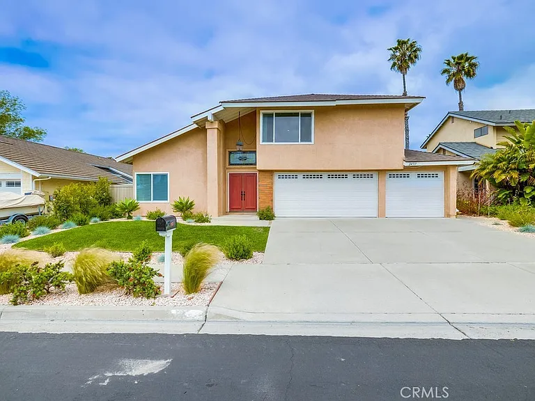 24511 Jeremiah Dr — Photo 1
