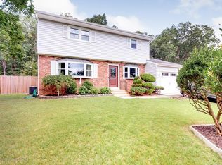 49 Cardinal Dr, Toms River, NJ
