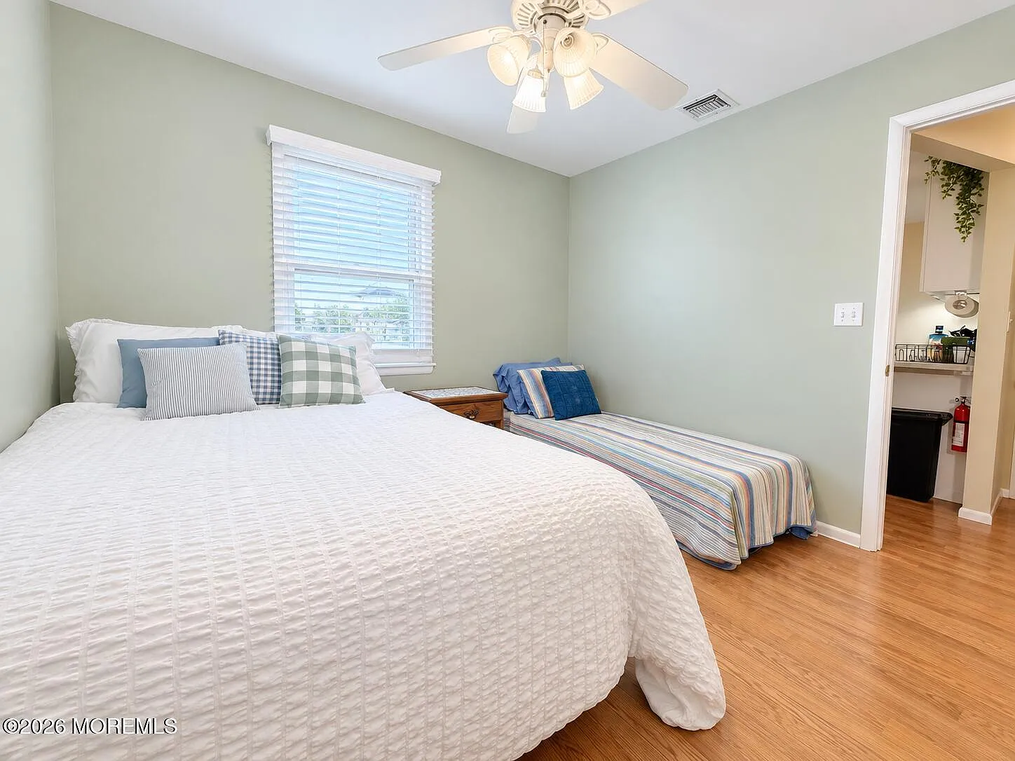 2 bed, 1502 sqft, $2,000 — Photo 4