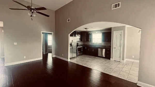 1024 Charles Thomas Dr — Photo 8