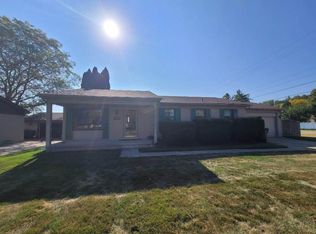 13104 Carnaby Ct, Sterling Heights, MI 48313