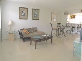 5111 W Oakland Park Blvd