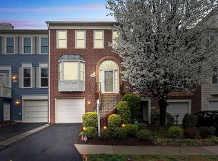 6806 McLean Province Cir, Falls Church, VA 22043