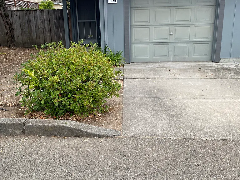 1036 1st St W — Photo 2