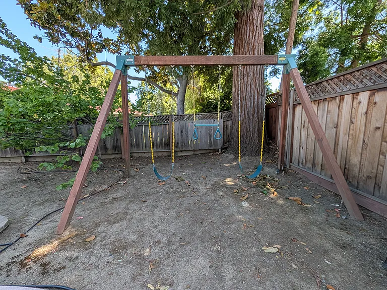 Swing structure.