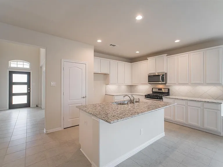 30014 Twisting Springs Dr — Photo 11