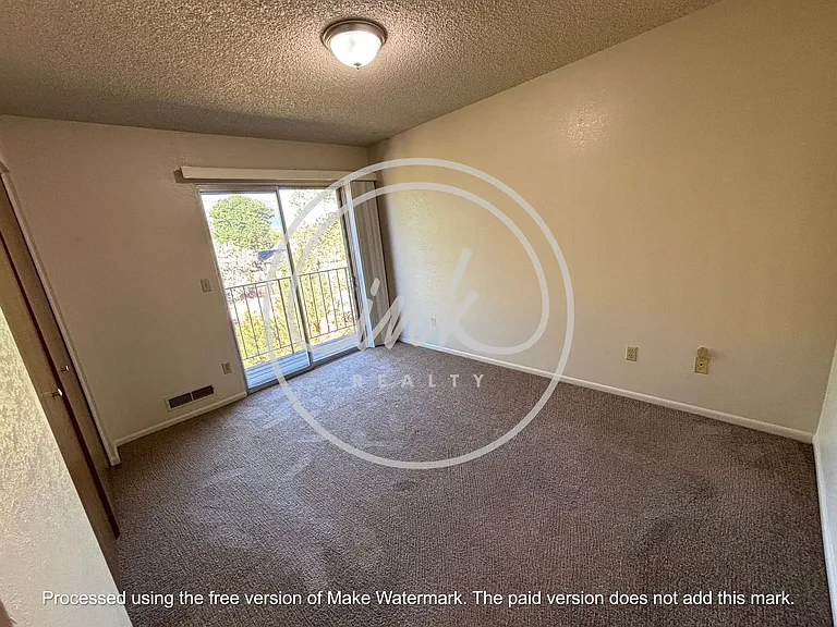 1410 Douglas Ave #6 — Photo 12
