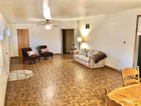 3rd image of 1808 N Allen Ave