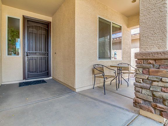 5th image of 479 S 227th Ct