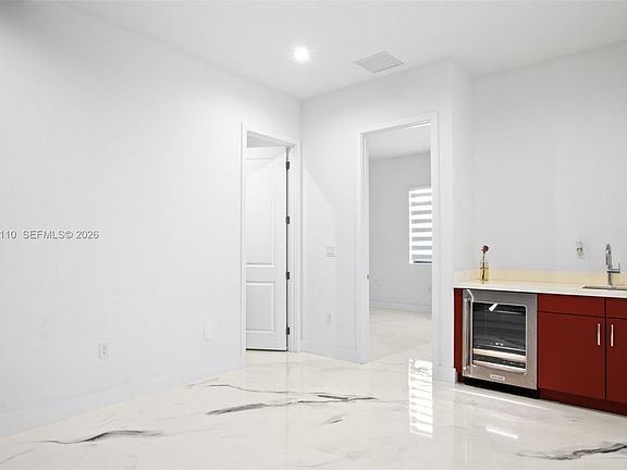 3rd image of 17745 SW 45th St