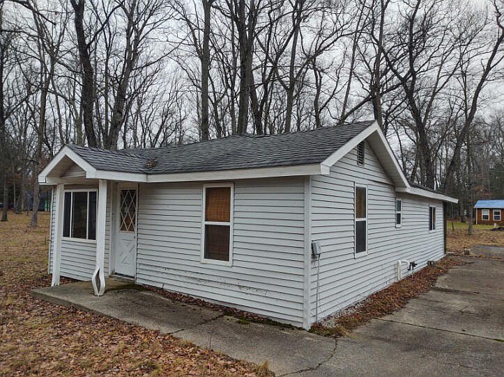 1st image of 10430 N Cleveland Dr