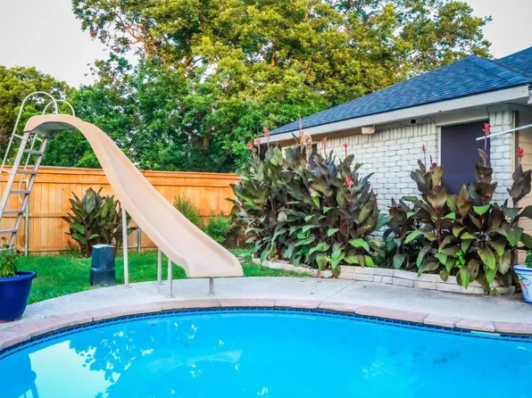 401 Tranquility Ln, Cedar Hill, TX 75104