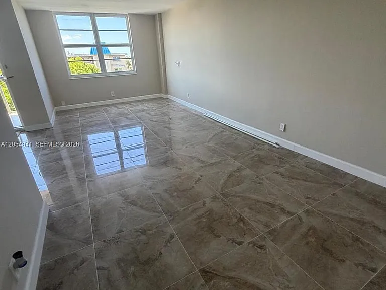 1600 SE 15th St #601 — Photo 31